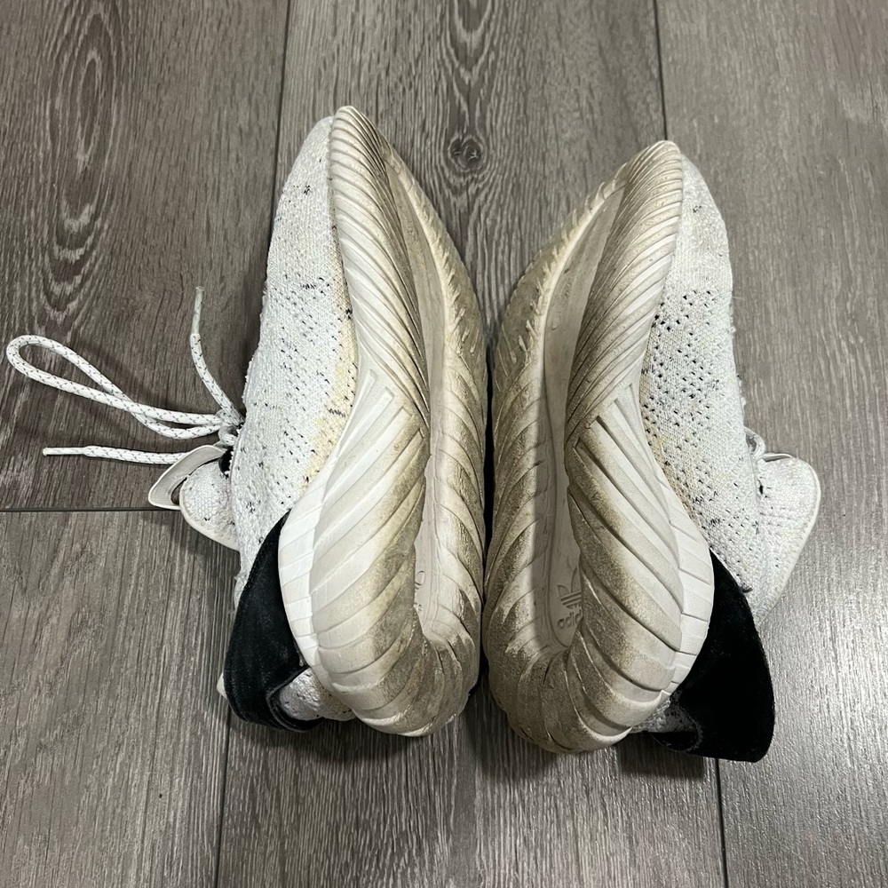 ADIDAS Tubular Doom Sock Primeknit Snkears White & Black - Picture 9 of 10